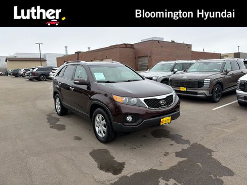 Used 2011 Kia Sorento LX w/ Convenience Pkg image 1
