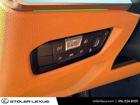 Used 2023 BMW 330e xDrive w/ Convenience Package image 28