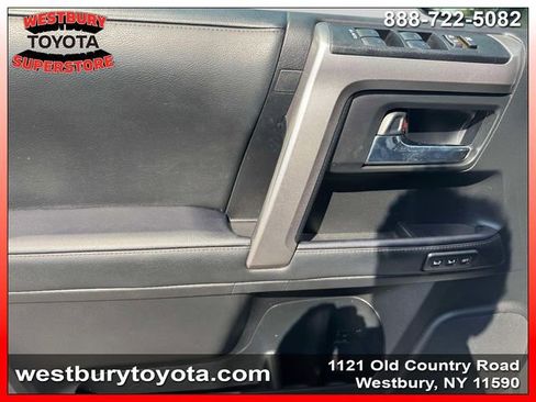 Used 2024 Toyota 4Runner Limited AWD/4WD image 20