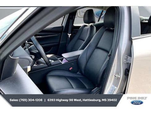 Used 2025 MAZDA MAZDA3 s FWD image 17