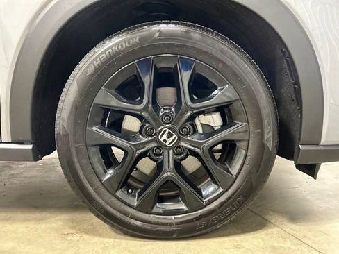 Certified 2024 Honda HR-V Sport image 12