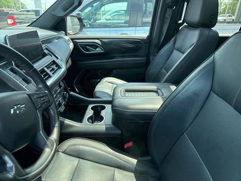 Used 2021 Chevrolet Tahoe RST w/ Luxury Package AWD/4WD image 4