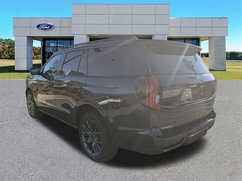 New 2025 Ford Expedition Platinum w/ Stealth Performance Package AWD/4WD image 6