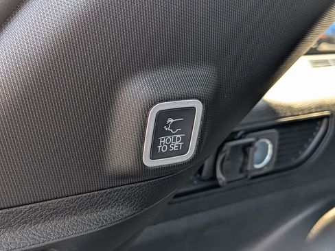 New 2026 Jeep Grand Cherokee Limited RWD image 30