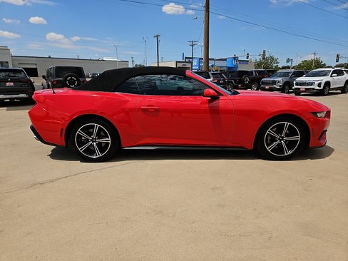 Used 2024 Ford Mustang Premium RWD image 5