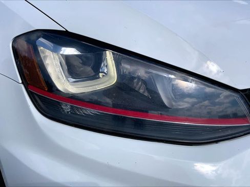 Used 2015 Volkswagen GTI S FWD image 26