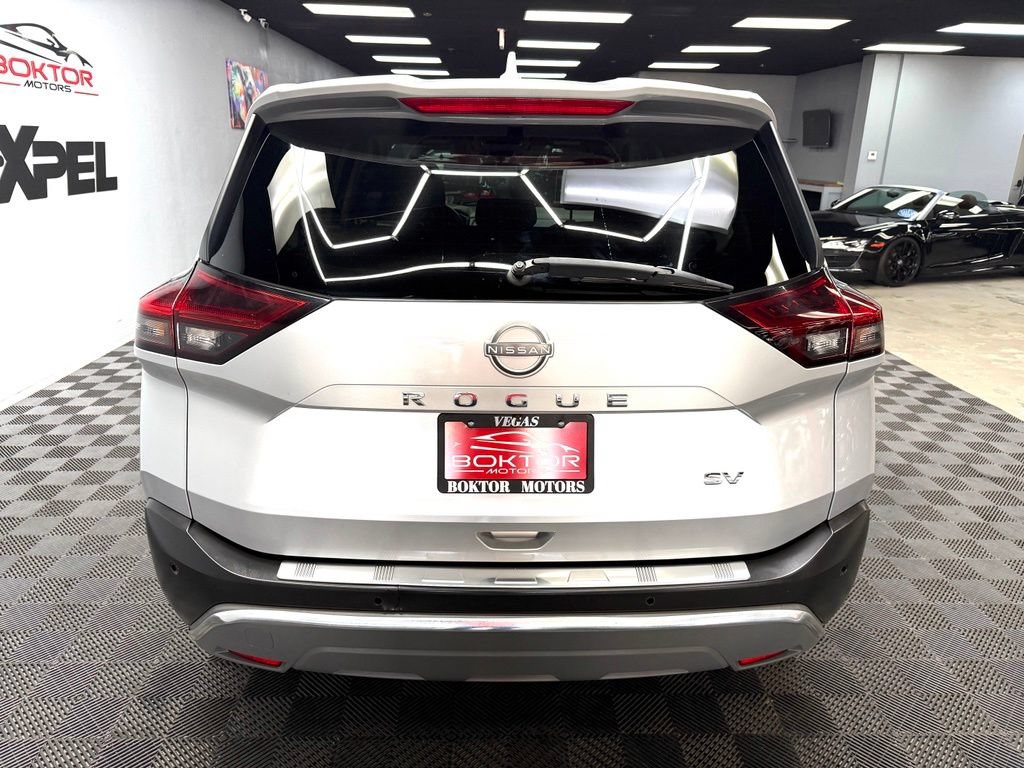Used 2022 Nissan Rogue SV FWD image 13