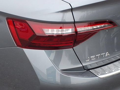Used 2023 Volkswagen Jetta Sport FWD image 9