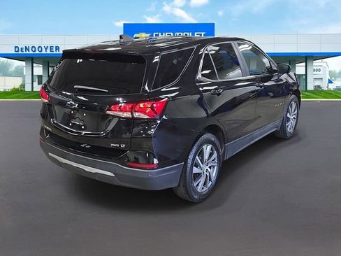 Used 2024 Chevrolet Equinox LT w/ LPO, Floor Liner Package AWD/4WD image 9