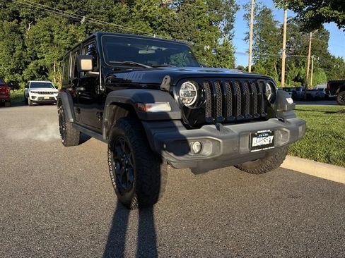 Used 2020 Jeep Wrangler Unlimited Sport AWD/4WD image 2