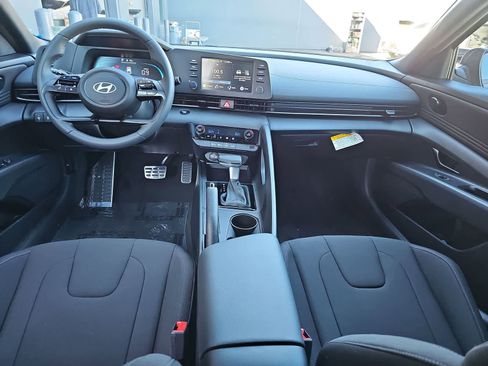 New 2026 Hyundai Elantra Sport FWD image 14