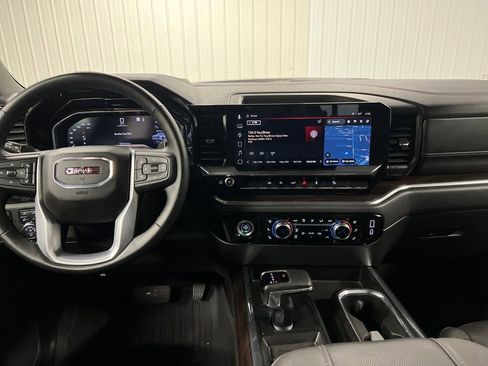 Certified 2023 GMC Sierra 1500 SLT w/ SLT Premium Package image 17