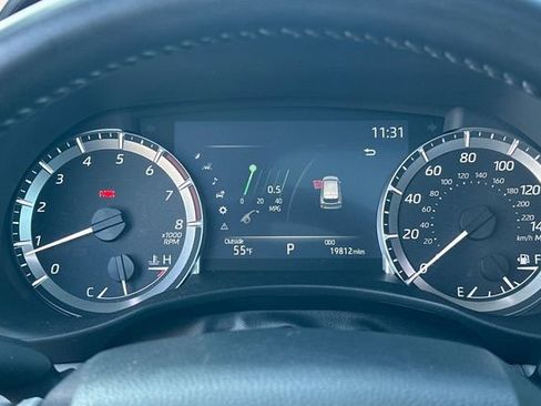 Certified 2023 Toyota Highlander XLE image 37