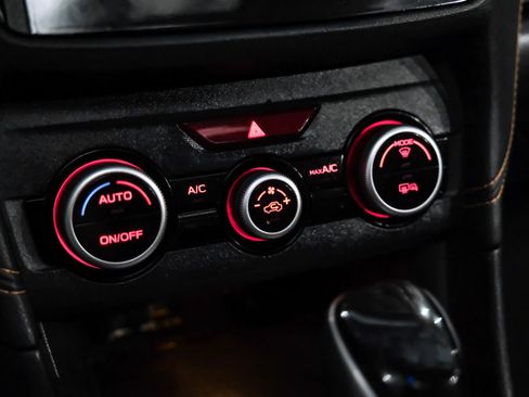 Used 2021 Subaru Crosstrek 2.0i Premium w/ Moonroof Package image 23