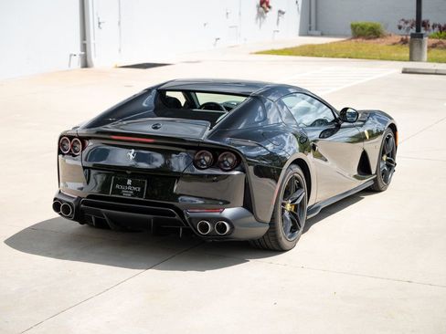 Used 2022 Ferrari 812 GTS RWD image 13
