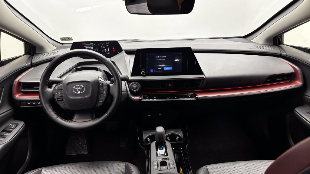 Used 2023 Toyota Prius Prime FWD image 28