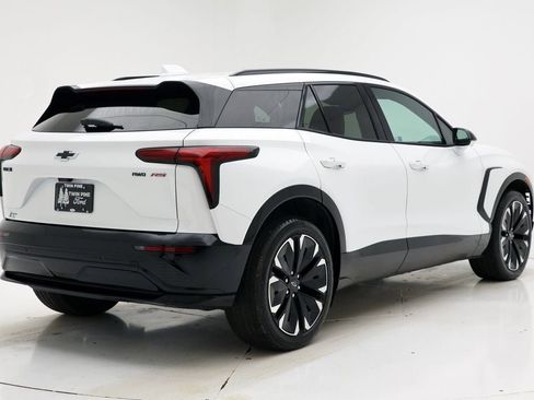 Used 2024 Chevrolet Blazer EV RS image 8