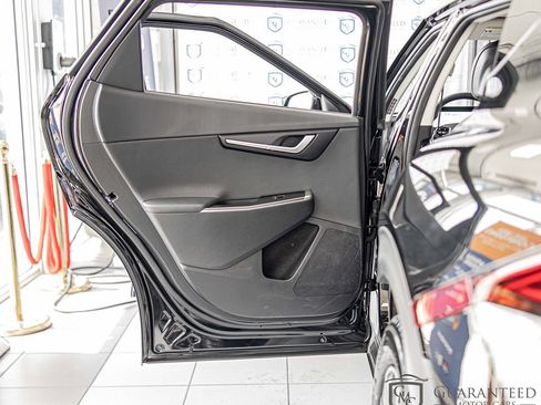 Used 2024 Kia EV6 Light AWD/4WD image 32