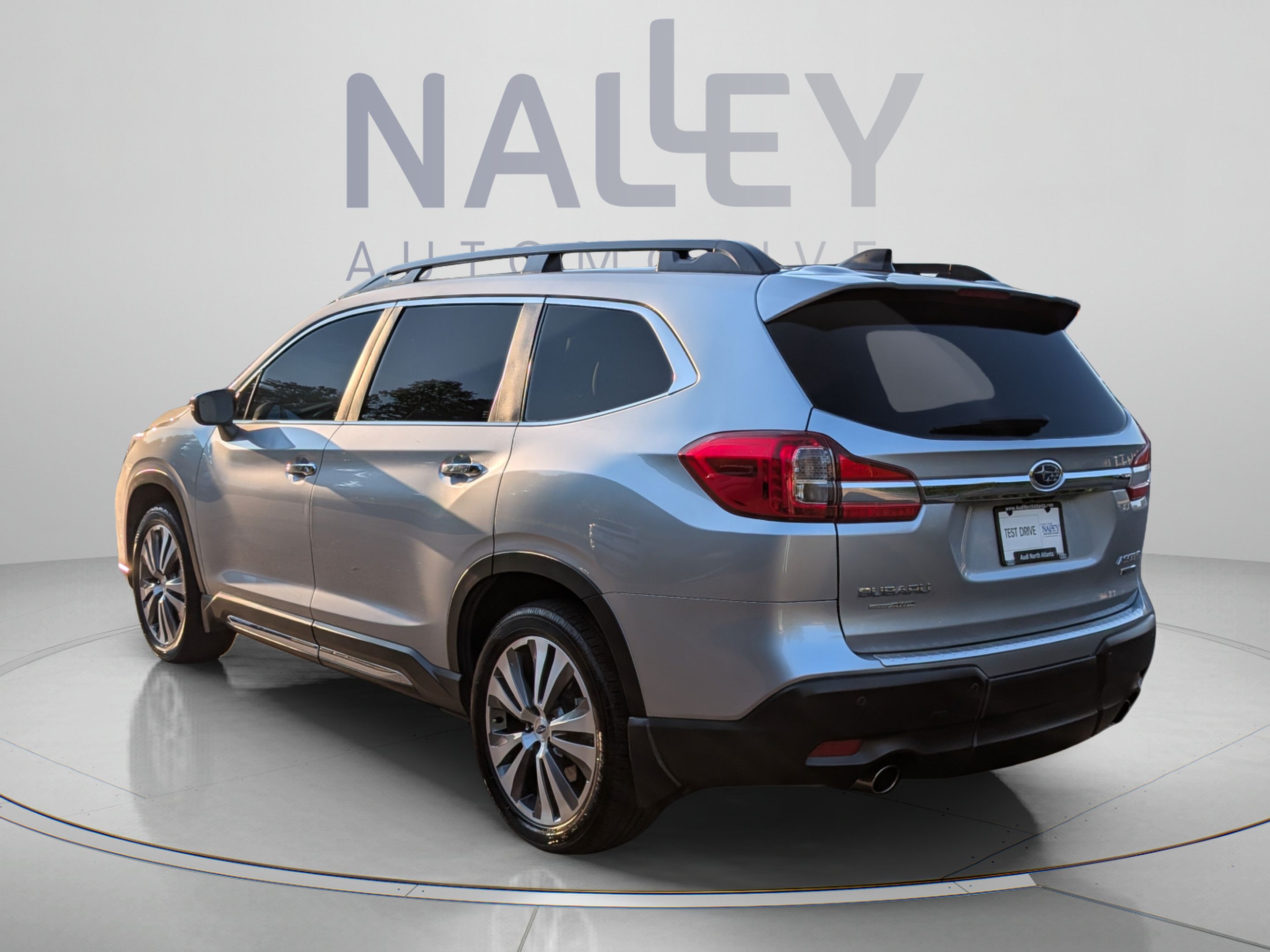 Used 2022 Subaru Ascent Touring AWD/4WD image 3