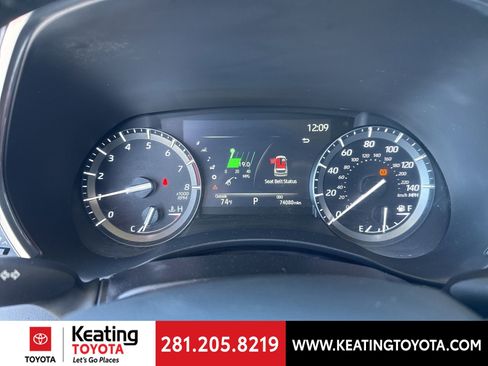 Used 2021 Toyota Highlander Limited image 17