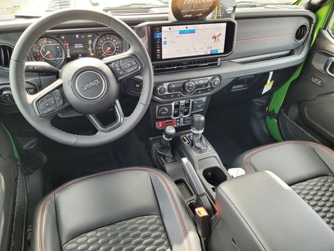 New 2025 Jeep Gladiator Rubicon image 9