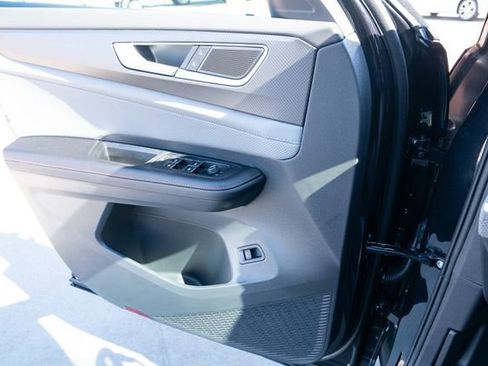 New 2026 Volkswagen Atlas Peak Edition image 26