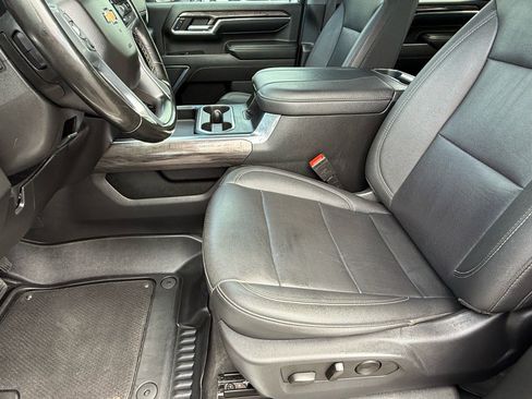 Used 2024 Chevrolet Silverado 2500 LTZ w/ LTZ Plus Package AWD/4WD image 13