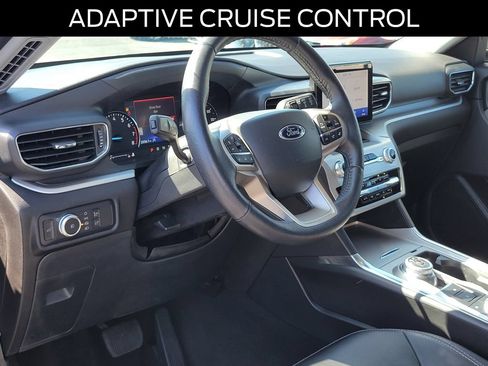 Certified 2022 Ford Explorer XLT w/ Equipment Group 202A AWD/4WD image 20