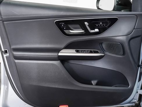 Certified 2025 Mercedes-Benz GLC 300 4MATIC w/ AMG Line image 22