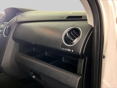 Used 2014 Honda Pilot Touring image 18