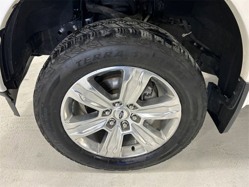 Used 2020 Ford F150 Platinum w/ Equipment Group 701A Luxury image 8