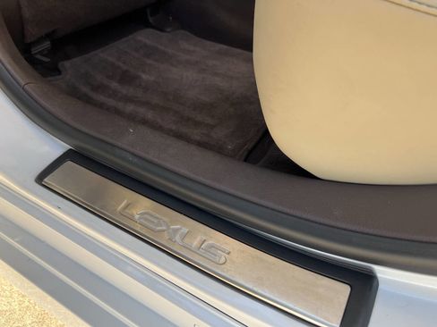 Used 2017 Lexus ES 350 image 38