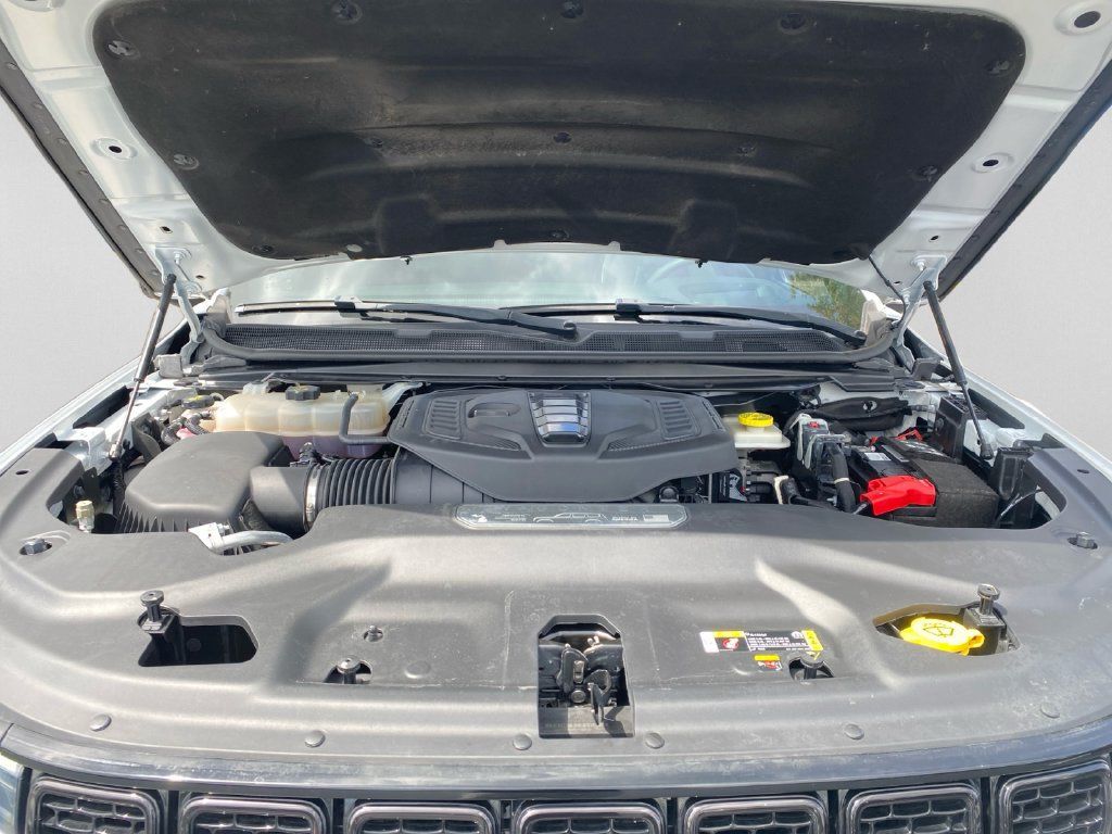 Used 2023 Jeep Wagoneer Series II RWD image 30