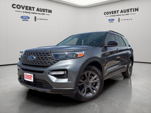 Used 2023 Ford Explorer XLT w/ Equipment Group 202A RWD image 1