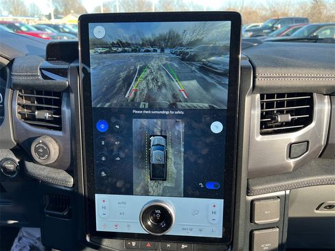 Used 2025 Ford F150 Lightning Flash image 21