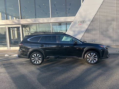 Used 2024 Subaru Outback Limited image 18