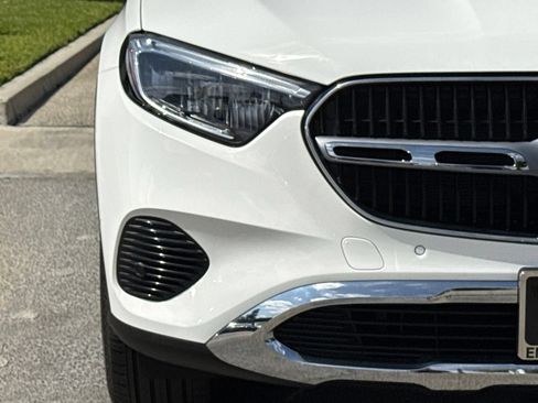Used 2026 Mercedes-Benz GLC 300 image 7
