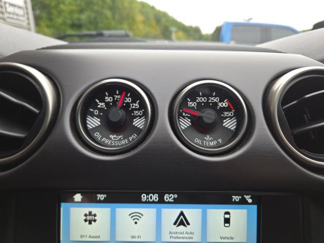 Used 2016 Ford Mustang Shelby GT350 w/ Technology Package RWD image 28