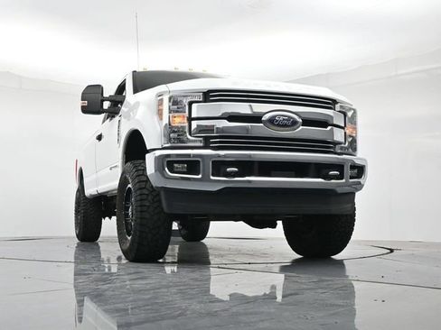 Used 2019 Ford F250 XL w/ Power Equipment Group image 30