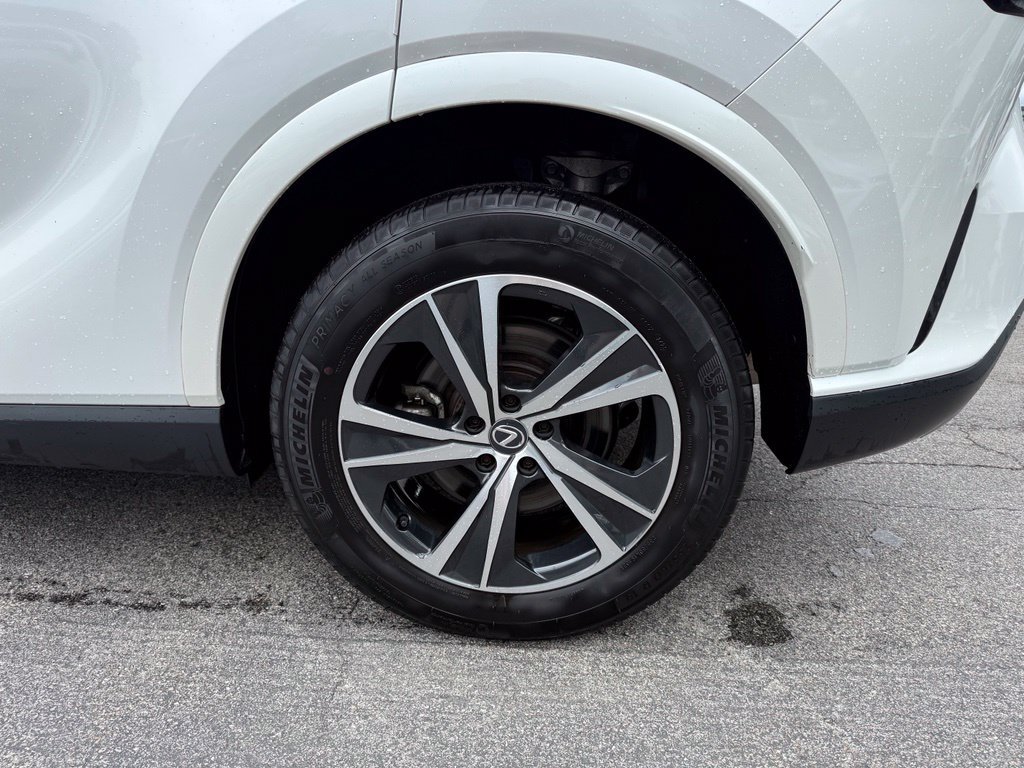Used 2023 Lexus RX 350 Premium w/ Accessory Package AWD/4WD image 28