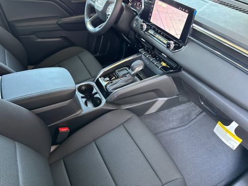 New 2026 GMC Canyon Elevation RWD image 15