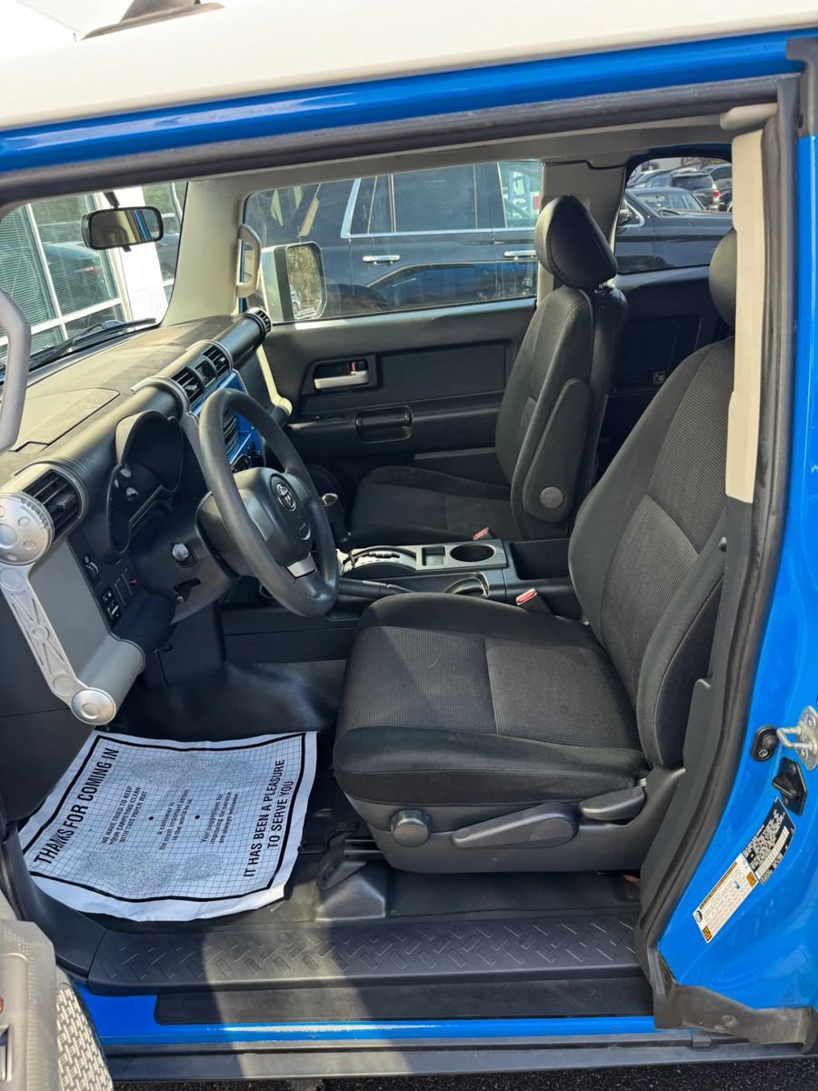 Used 2007 Toyota FJ Cruiser 4WD image 20