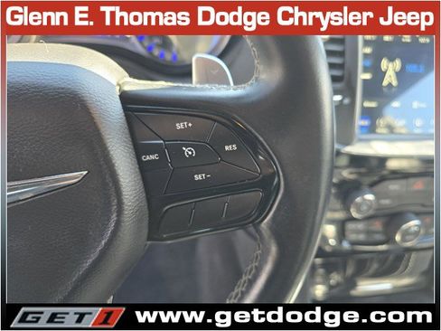 Certified 2018 Chrysler 300 S image 19