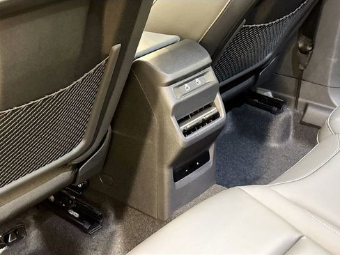 New 2026 Audi Q3 quattro 2.0T AWD/4WD image 17