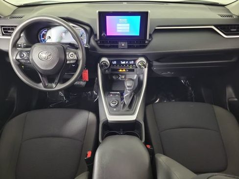 Used 2025 Toyota RAV4 LE AWD/4WD image 16