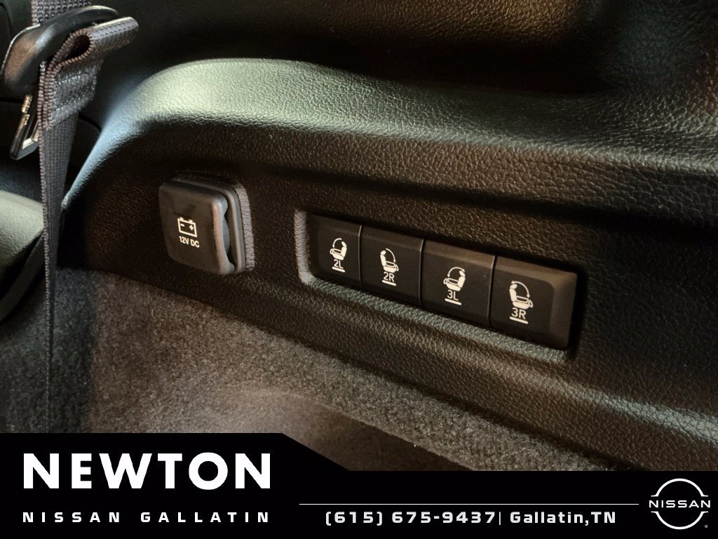 Used 2024 Jeep Grand Cherokee L Summit w/ High Altitude Package AWD/4WD image 44