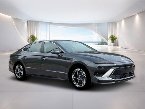 New 2026 Hyundai Sonata SEL FWD image 10