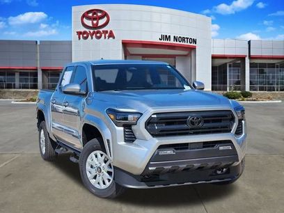 New 2025 Toyota Tacoma SR5