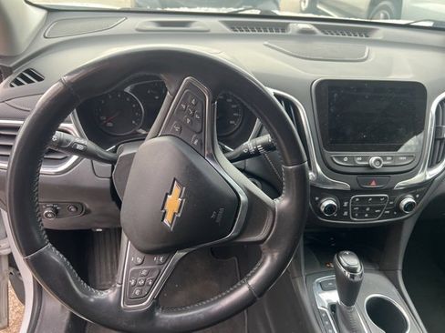 Used 2021 Chevrolet Equinox Premier image 7