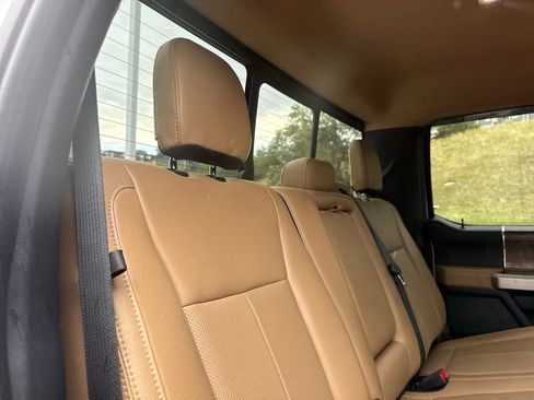 Used 2022 Ford F250 Lariat w/ Lariat Ultimate Package AWD/4WD image 25